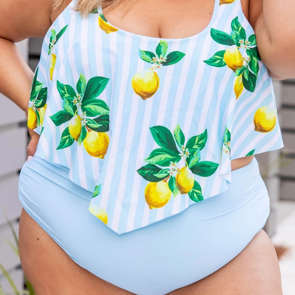 Plus size lemon 2-piece swimsuit